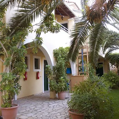Katerina Pool * Acharavi (Corfu)