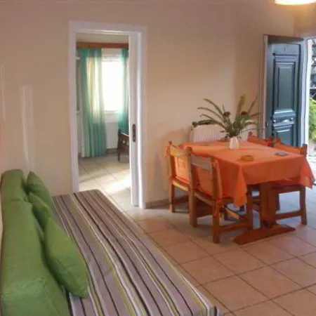 Katerina Pool Apartmán Acharavi (Corfu)